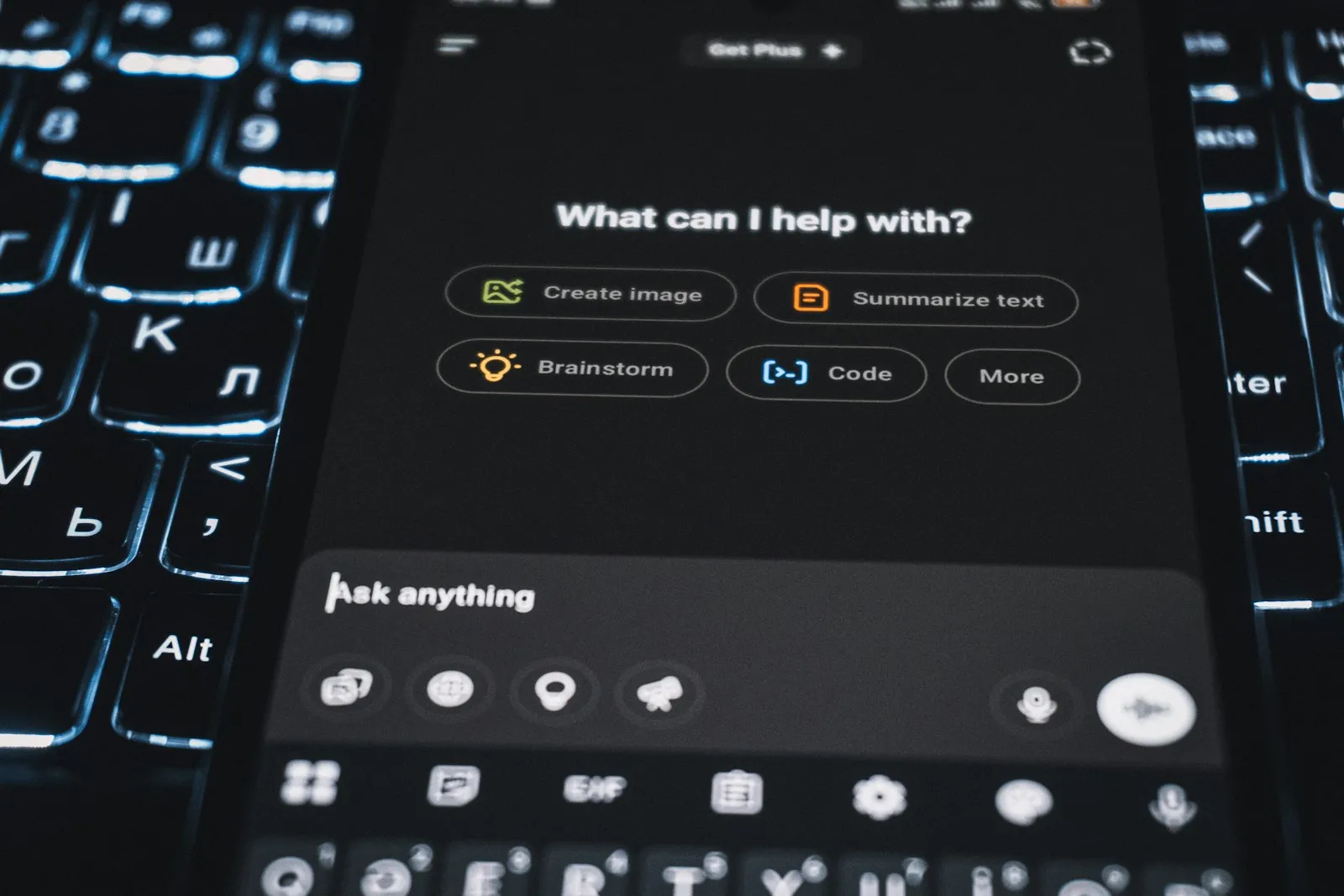 Chatbot o assistente virtuale: quale scegliere nel 2026