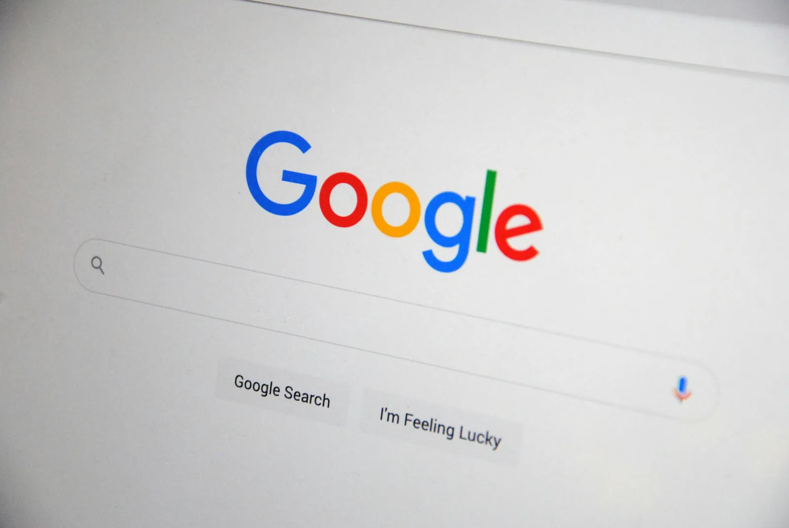 Come capire se il tuo sito compare nelle AI Overview (Guida 2026)